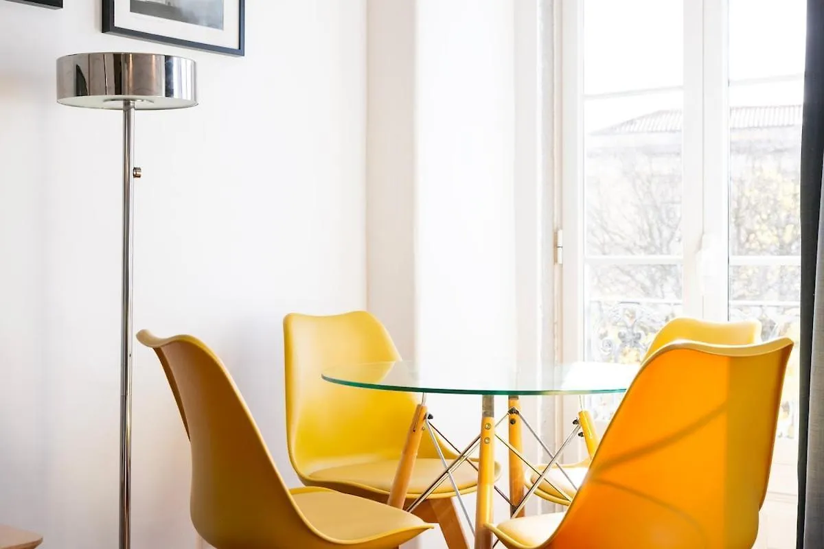 Cozy And Bright 1Bdr Flat In Typical Neighborhood! Apartment Lisbon