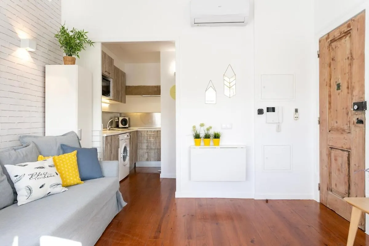 Cozy And Bright 1Bdr Flat In Typical Neighborhood! Apartment Lisbon