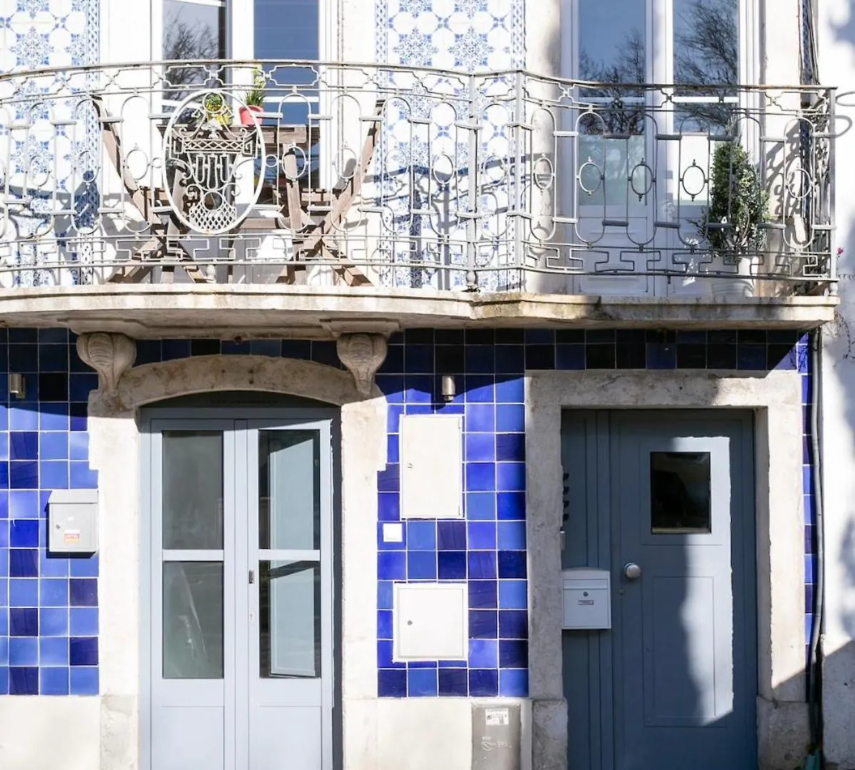 Cozy And Bright 1Bdr Flat In Typical Neighborhood! Apartment Lisbon Portugal