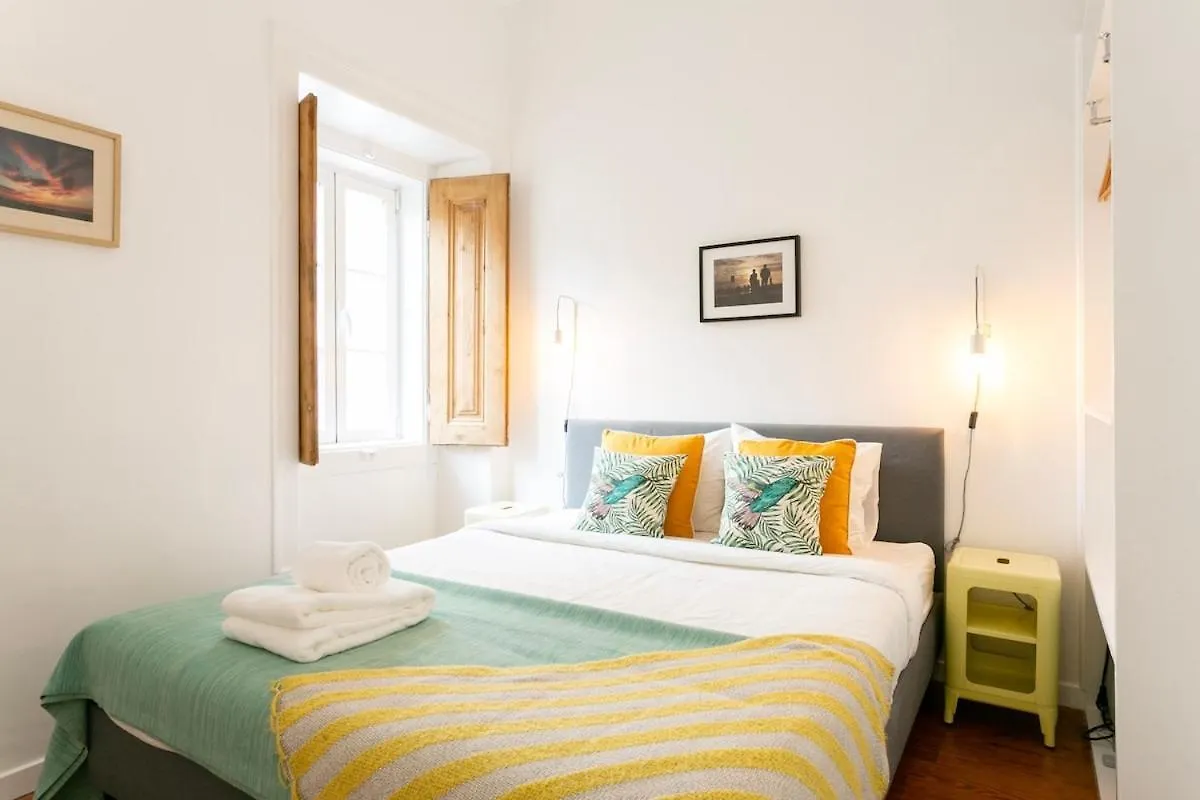 Cozy And Bright 1Bdr Flat In Typical Neighborhood! Apartment Lisbon